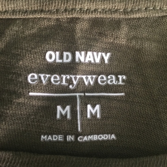 Graphic tee - Picture 3 of 3